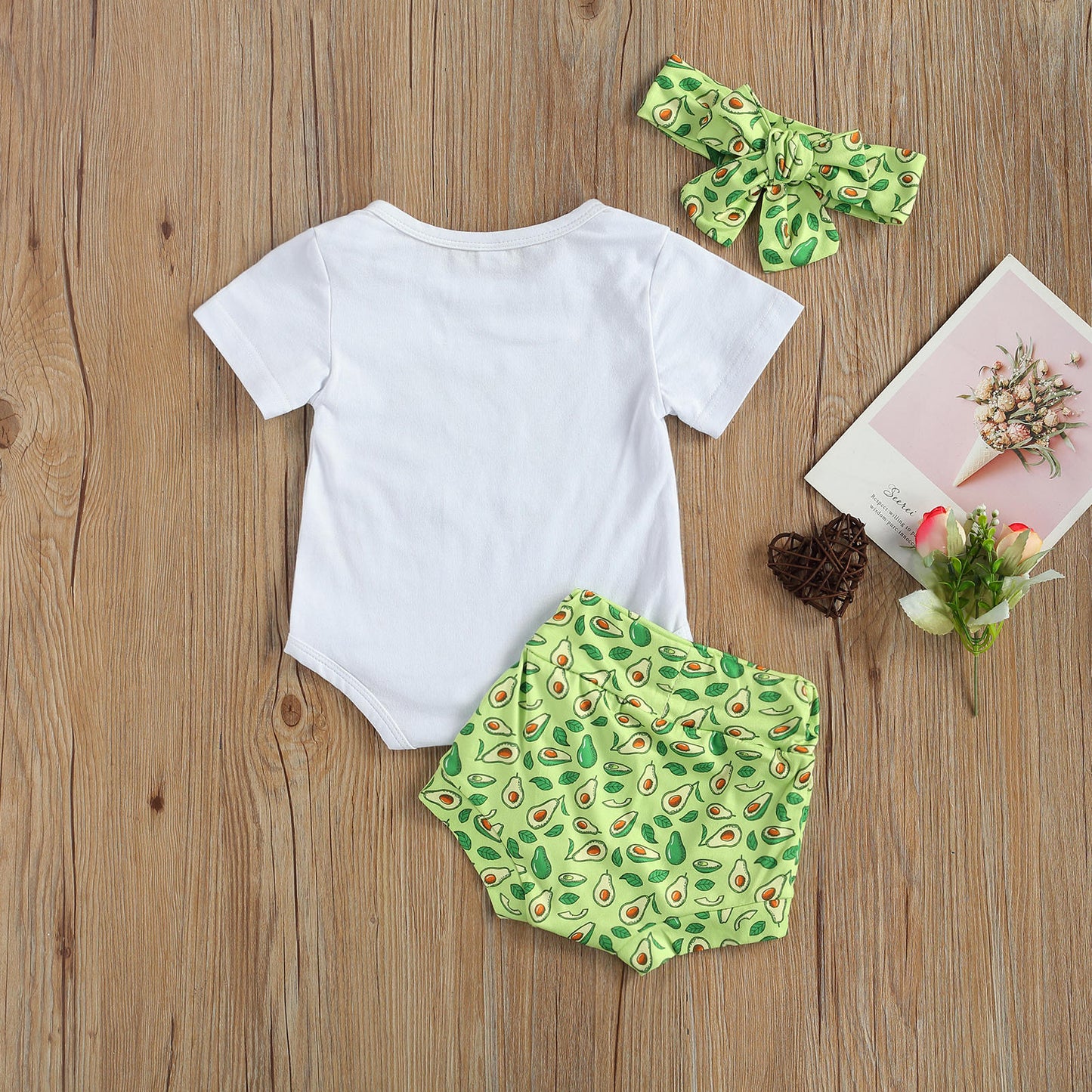 Let's Avocuddle Set