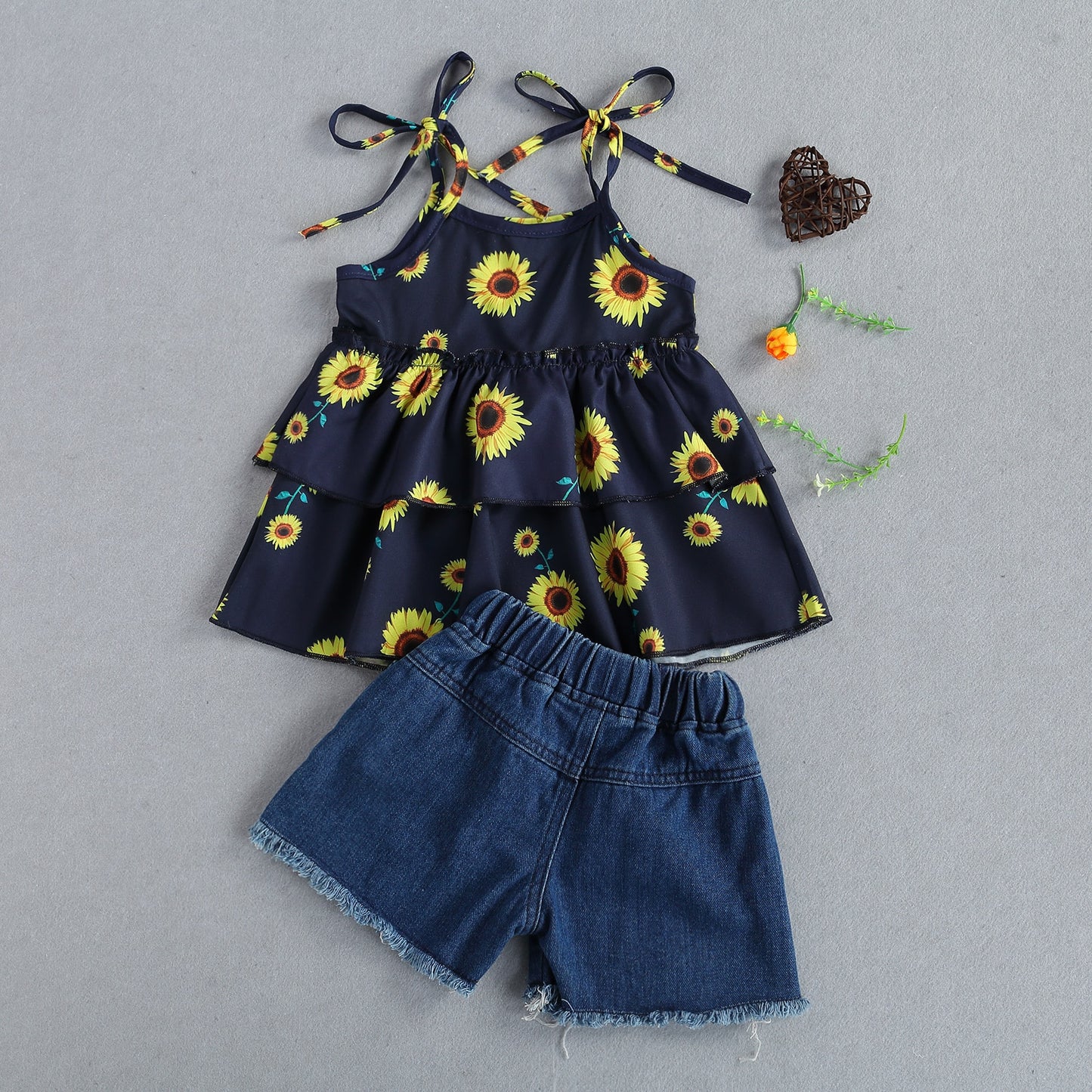 Sleeveless Sunflower Top+Denim Shorts