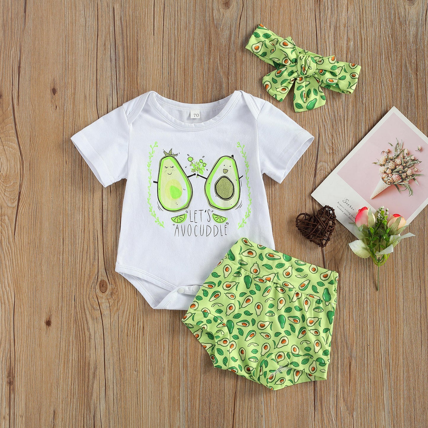 Let's Avocuddle Set
