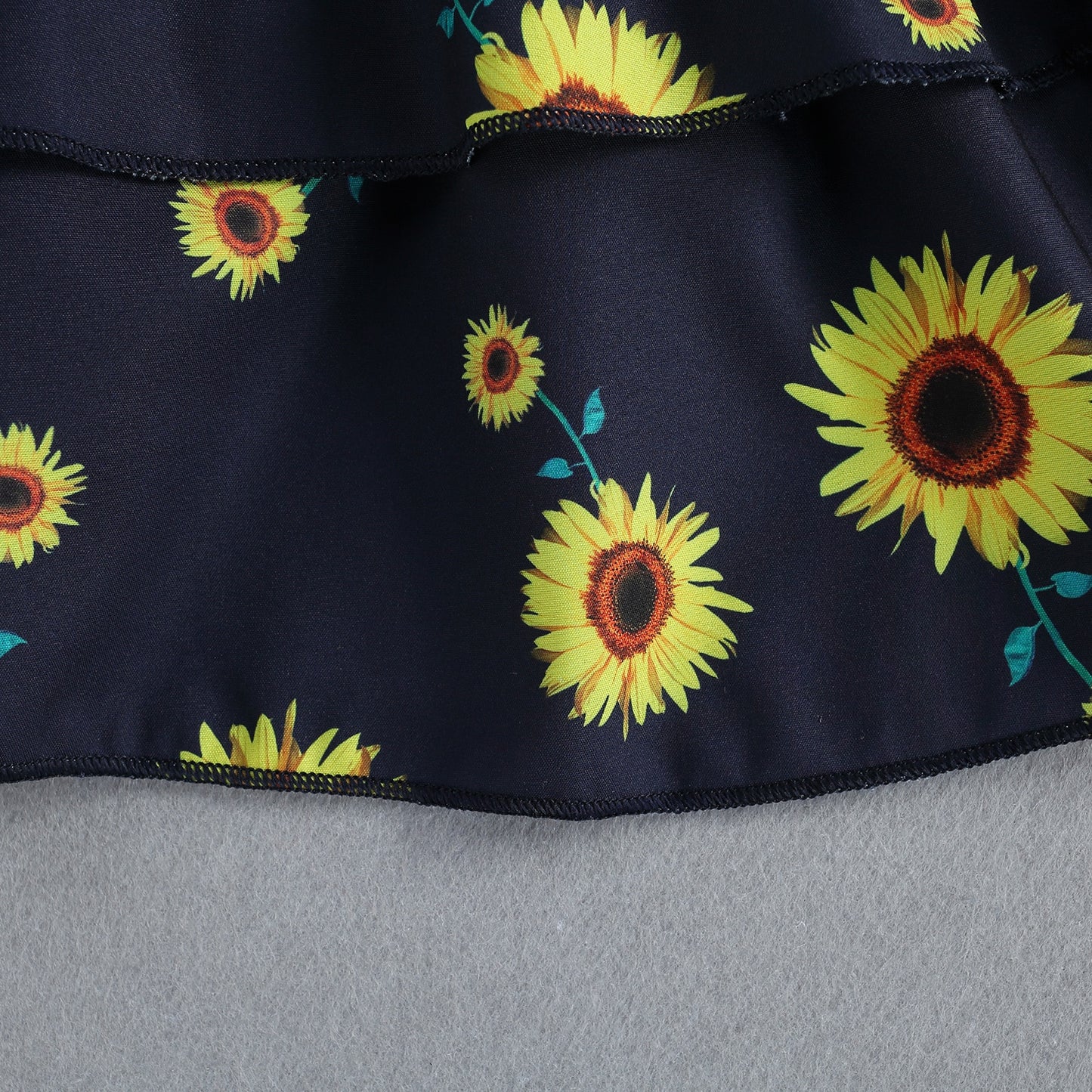 Sleeveless Sunflower Top+Denim Shorts