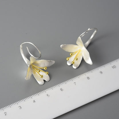 Curled Stem Flower Drop Earrings
